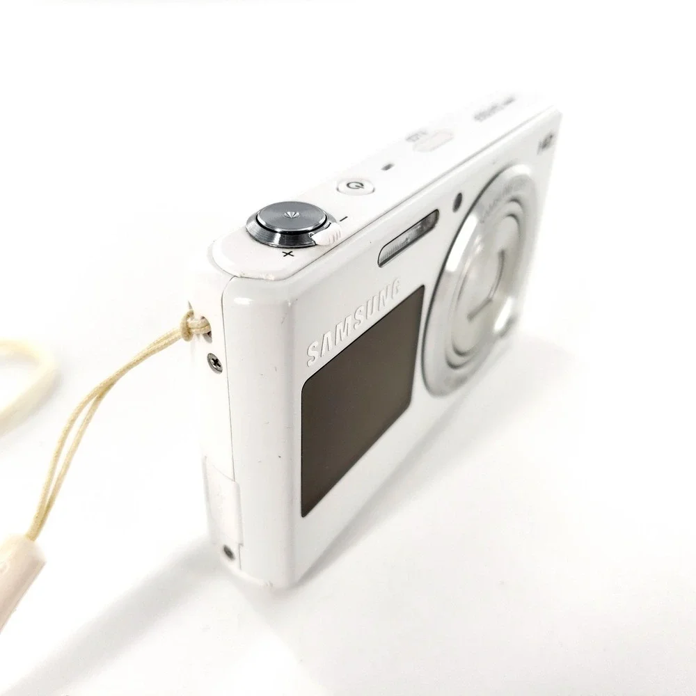 Samsung DualView DV150F 16.2MP Digital Camera White Complete In Box Tested Works